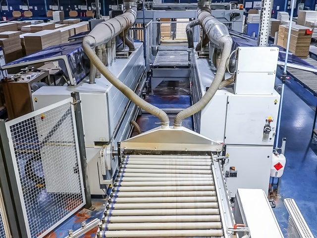 Ligne De Façonnage–Placage HOMAG KFL 526/9/A3/25