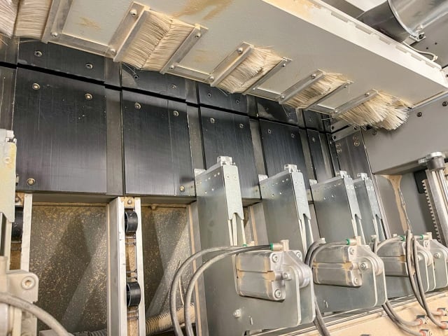 前上料裁板锯机 BIESSE SEKTOR 450