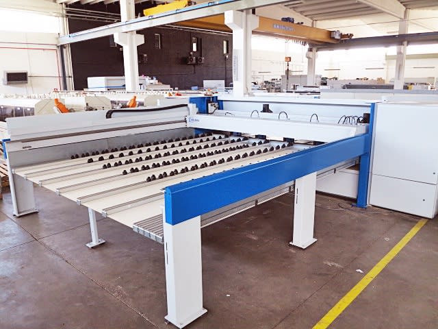Plattensäge – Beschickung von vorne HOLZMA HPP 510/43/43 PROFILINE