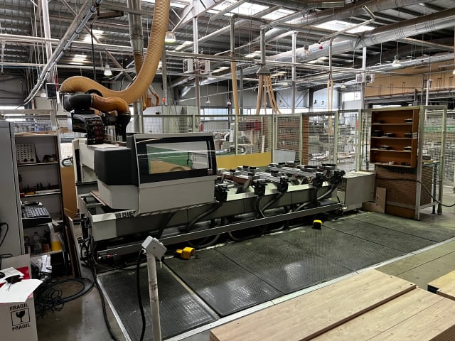 Centro De Mecanizado Con Ventosas BIESSE ROVER A 1332 ATS