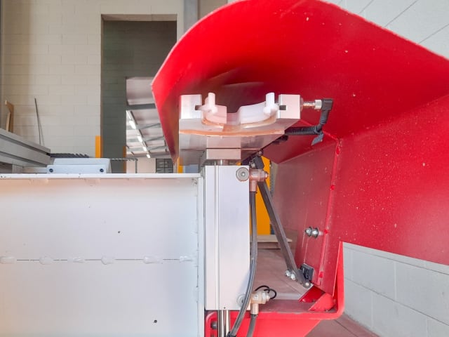 Centro di lavoro a 5 assi IMA BIMA 410  140/400