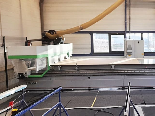 Centre d'usinage avec table NESTING BIESSE ROVER A 2264 G FT