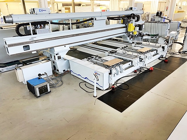CNC Machine Centers For Routing, Drilling And Edgebanding. HOMAG BAZ 220/50/18/3/K PROFI