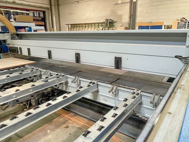 Piły Panelowe Z Załadunkiem Automatycznym HOLZMA HPL 380/43/22