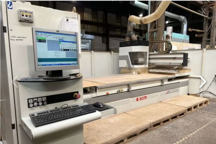 Centre d'usinage avec table NESTING SCM PRATIX 48 NST