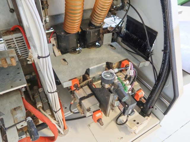 Single Sided Edgebanders BIESSE AKRON 440