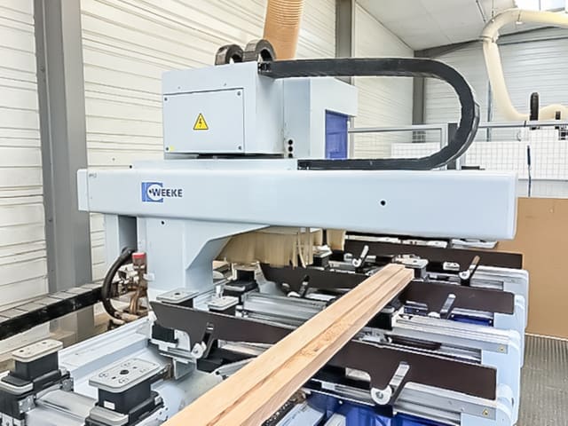 Centro di lavoro a Ventose WEEKE BHC 300