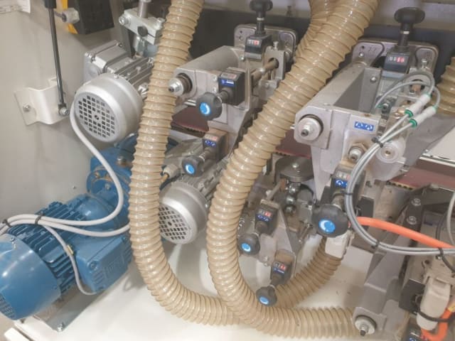 Máquina De Colar Bordos Simples SCM-OLIMPIC K260 EVO