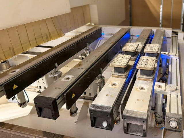 Centre De Placage De Chants HOMAG CENTATEQ E-310