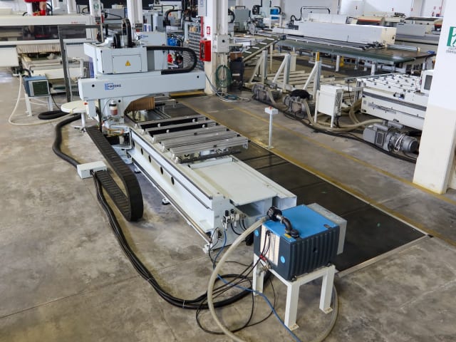 CNC Machine Centers With Pod And Rail WEEKE VENTURE 4XL