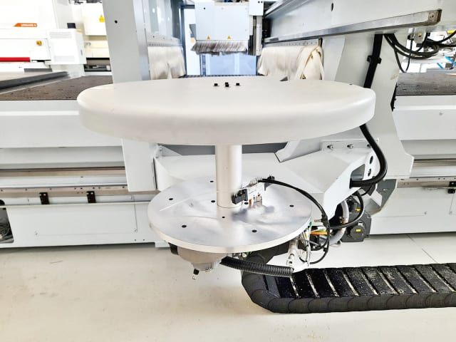 Centra Obróbcze Z Płaskim Stołem Nesting WEEKE VANTAGE 200/510