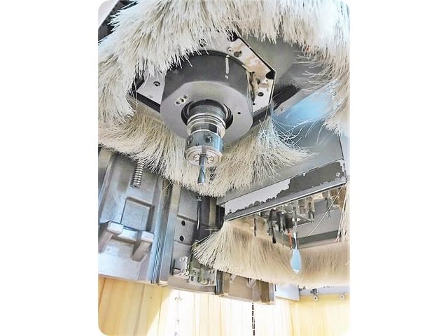 Centro di lavoro con piano NESTING WEEKE BHP 200