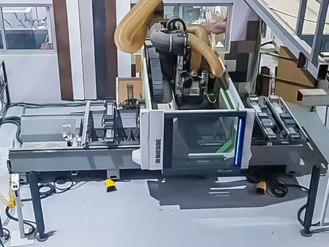 Centra Obróbcze Z Przyssawkami BIESSE ROVER K 1232 G