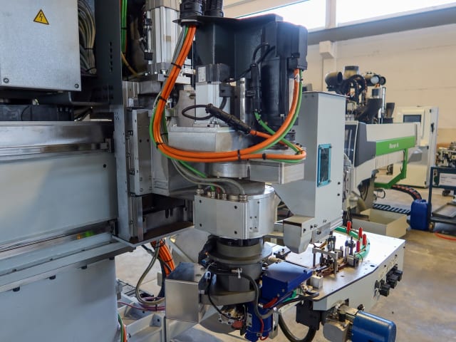 Кромкооблицовочный Обрабатывающий Центр HOMAG BAZ 322/40/K