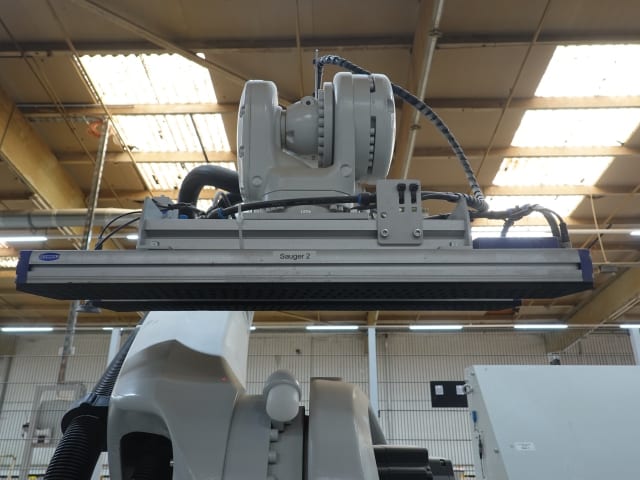 Roboter KUKA KR 120 R2900 extra