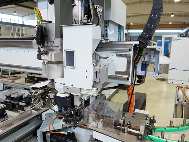 CNC Machine Centres For Routing, Drilling And Edgebanding. HOMAG BAZ 322/60/AP