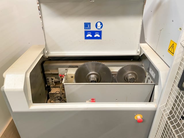 Scie À Panneaux À Chargement Automatique SELCO EBT 108
