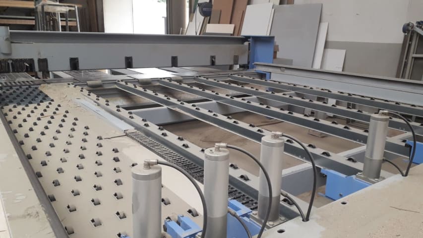Front-Loading Panel Saws HOLZMA HPP 250/44/44