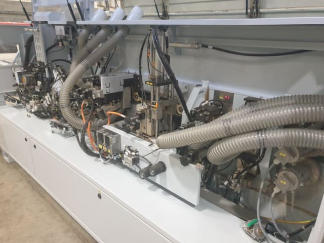 Plaqueuses De Chants Unilaterales BRANDT KDF 1230 AIRTEC AMBITION