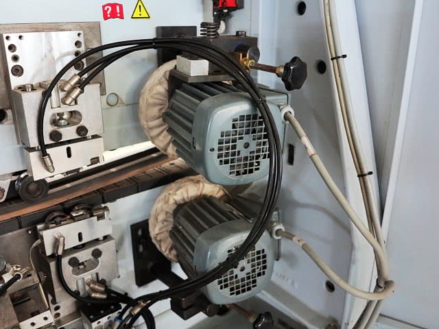 Einseitige Kantenanleimmaschine BRANDT KDF 670 PROFILINE