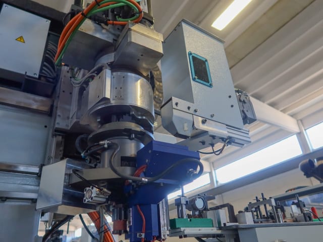 Кромкооблицовочный Обрабатывающий Центр HOMAG BAZ 322/40/K