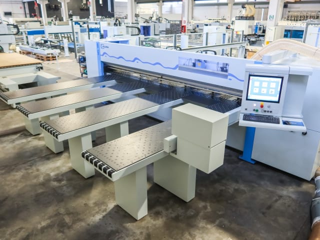 Automatic Loading Panel Saws HOLZMA HPL 300/43/22