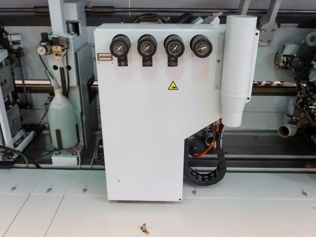 Máquina De Colar Bordos Simples HOMAG KAR 310/9/A20/S2