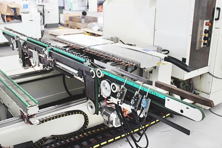 灵活钻孔 MORBIDELLI AUTHOR 912