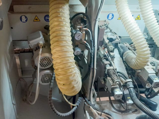 Plaqueuses De Chants Unilaterales BIESSE AKRON 1330 A