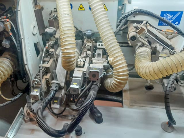 Plaqueuses De Chants Unilaterales BIESSE AKRON 1330 A