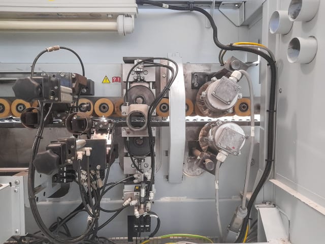 Plaqueuses De Chants Unilaterales BRANDT KDF 440
