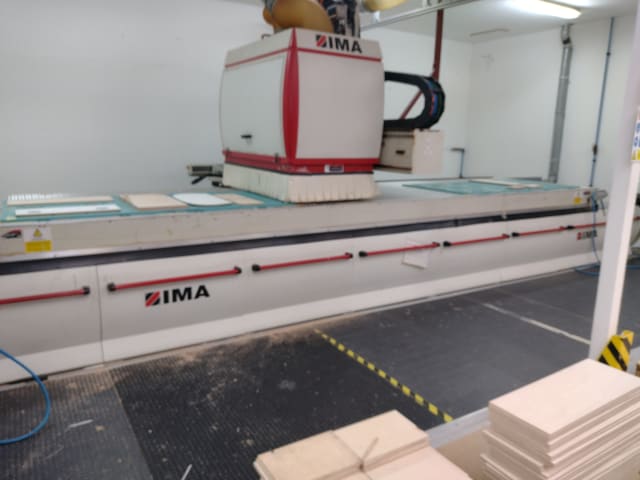 ima - bima 410 140/600 - machine center with nesting table per lavorazione legno
