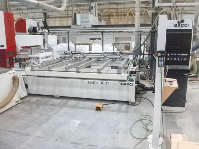 bacci - master/cut - cnc machine centers with pod and rail per lavorazione legno