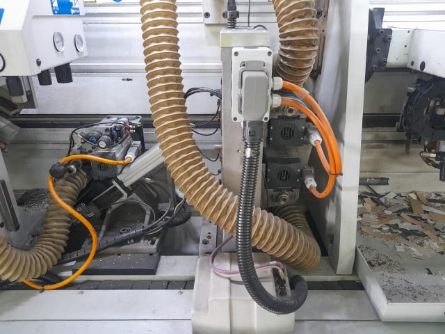 biesse + formetal - stream - single edgebanders with automation per lavorazione legno