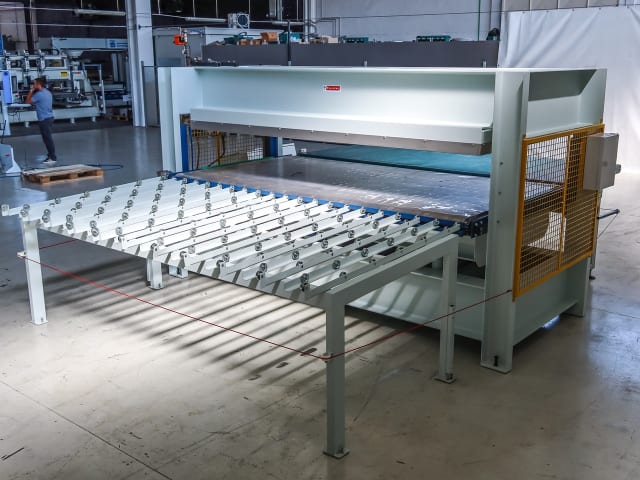 sormec - t 90 a - continuous cycle presses per lavorazione legno