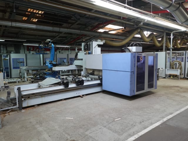 homag + kuka - bmg 512 + kr 120 - work center with automation per lavorazione legno