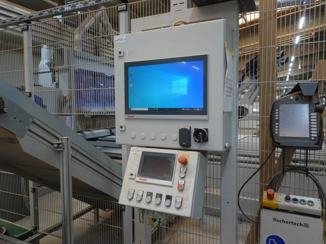 homag + kuka - bof 711 + kr 120 - bearbeitungszentrum mit automatisierung per lavorazione legno