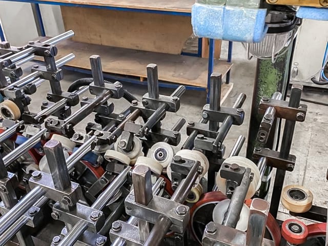 friz - . - máquina de recubrimiento de perfiles per lavorazione legno