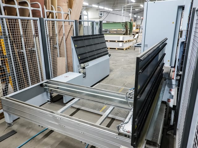 homag - bhx 200/d - centro di lavoro verticale per lavorazione legno