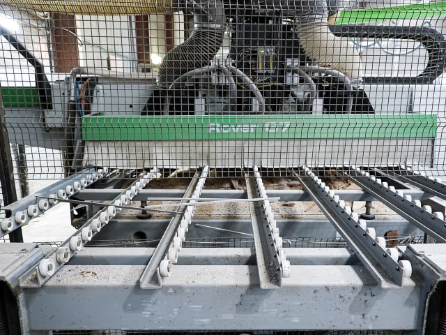 biesse - rover g 7.14 - cnc machine center with nesting table per lavorazione legno