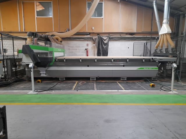 biesse - rover g 714 - centro di lavoro con piano nesting per lavorazione legno