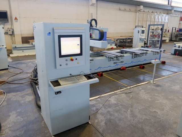 weeke - optimat bhc venture 3xl - cnc machine centers with pod and rail per lavorazione legno