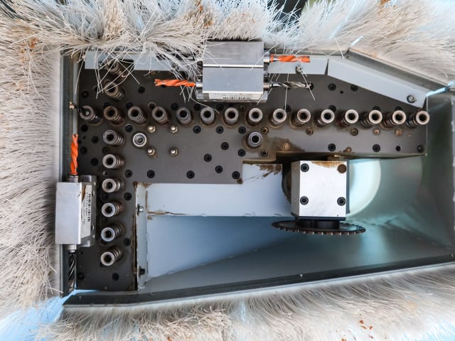 weeke - venture 5 l - centre dusinage à ventouses per lavorazione legno