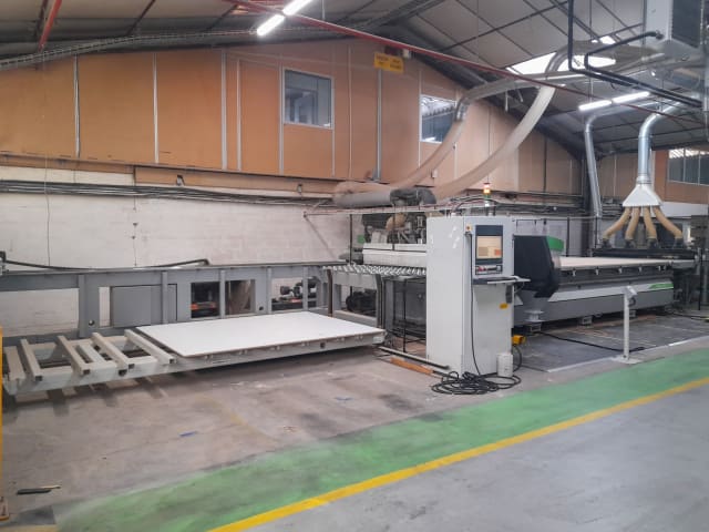 biesse - rover g 714 - centro di lavoro con piano nesting per lavorazione legno