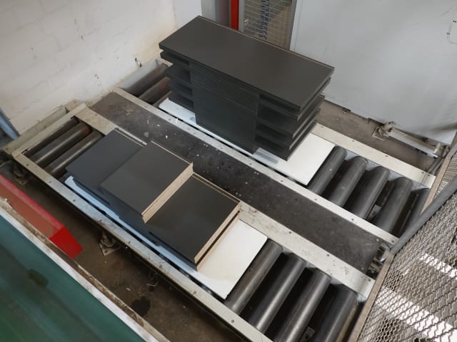 priess - bat-dtw-cnc - línea de perforado e inserción per lavorazione legno