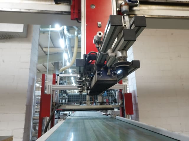 priess - bat-dtw-cnc - linea di foratura e inserimento per lavorazione legno