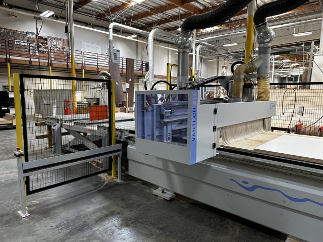 weeke - vantech 510 nesting line - cnc machine center with nesting table per lavorazione legno