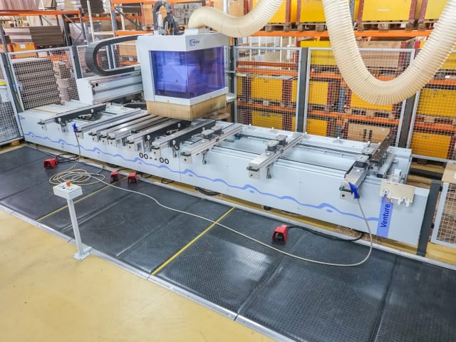weeke - venture 4xl - cnc machine centers with pod and rail per lavorazione legno