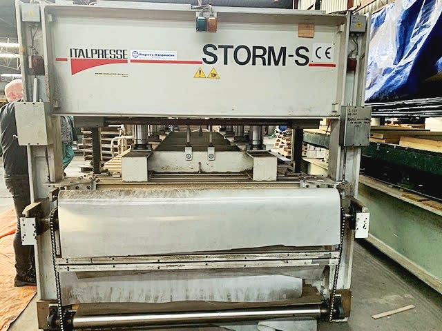 italpresse - storm-s/16-32 - continuous cycle presses per lavorazione legno