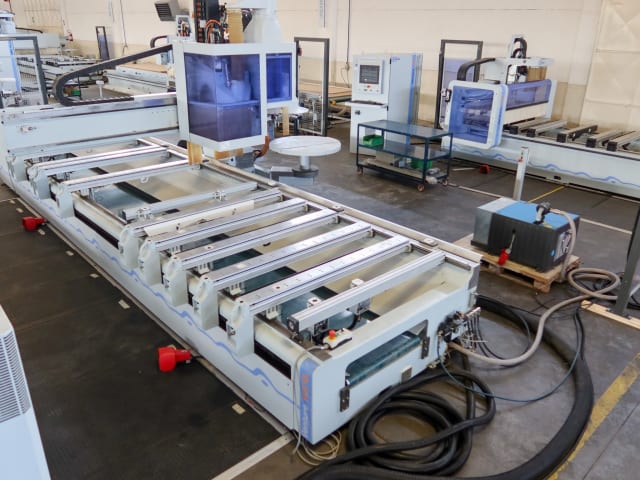 weeke - venture 15xxl - cnc machine centers with pod and rail per lavorazione legno